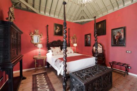 Hacienda de Abajo-Adults Only - 2