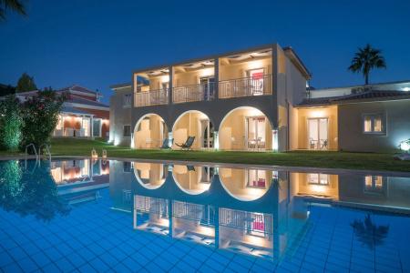 Aeolos Boutique and Suites - 0