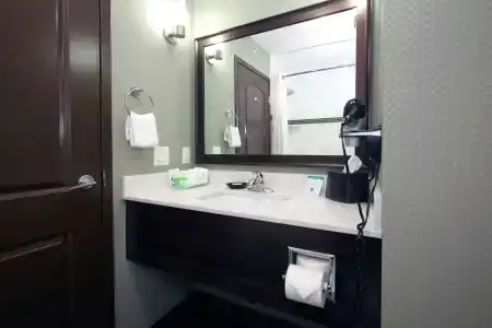 Best Western Pacific Inn - 8
