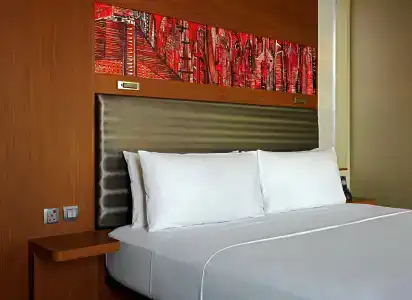 Aloft Me'aisam, Dubai - 7