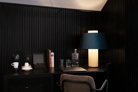 Chic & Basic Gravity - 57