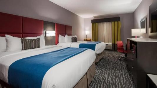 Best Western Plus Airport Inn & Suites - 48