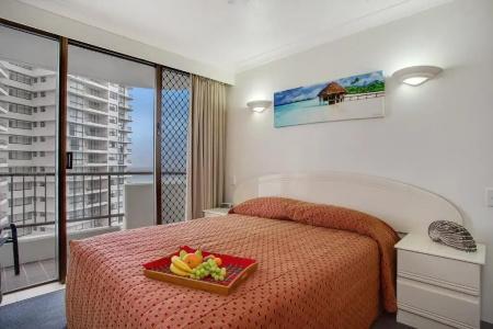 Pacific Broadbeach - 35