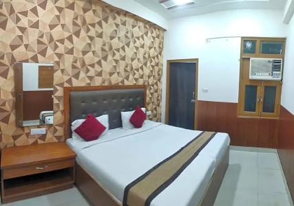Bedweiser Backpackers - 33