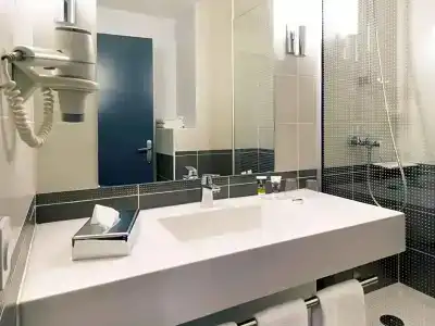 Hôtel Mercure Lyon Centre Charpennes - 89
