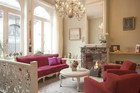 b&b In - 1