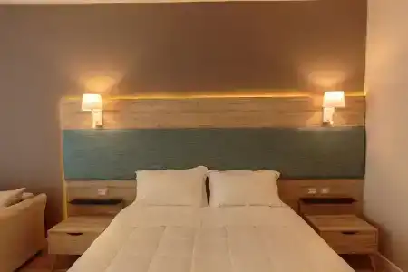 Regina Blu - 36