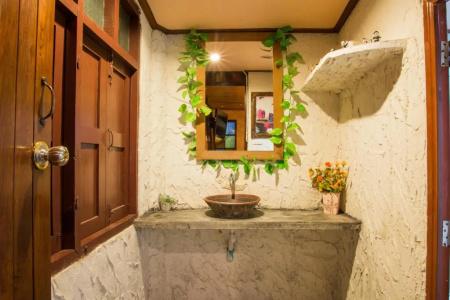 Baan Chompoo Homestay - 52