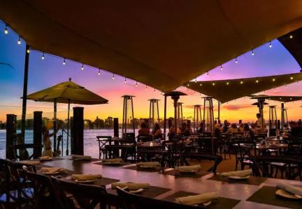 Paradise Point Resort & Spa - 28