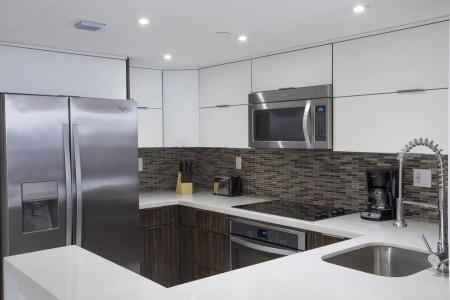 DoubleTree by Hilton Grand Biscayne Bay - 31