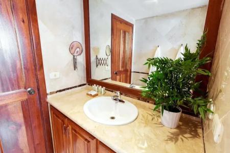 Las Terrazas Vip Pool Beach Club & Spa - 66