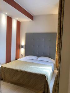 Savoia Regency - 45