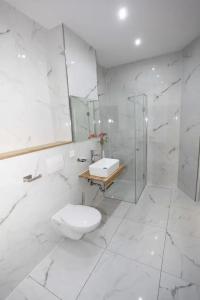 Zollikof Aparts - Sauna & Studio - 39