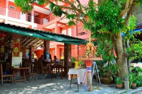 Baan To Guesthouse - 11