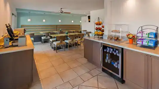 Best Western Plus Inn - 26