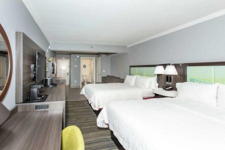 Hampton Inn - 6