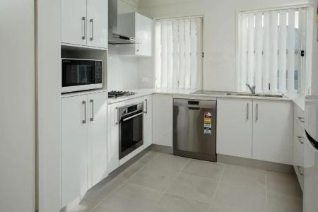 Wallsend Executive - 18