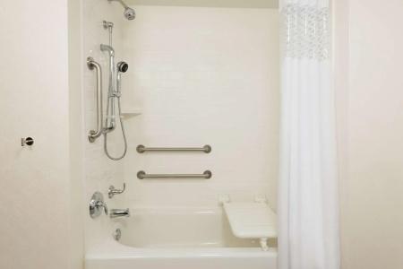 Hampton Inn & Suites Airport Avion Park Westshore - 69