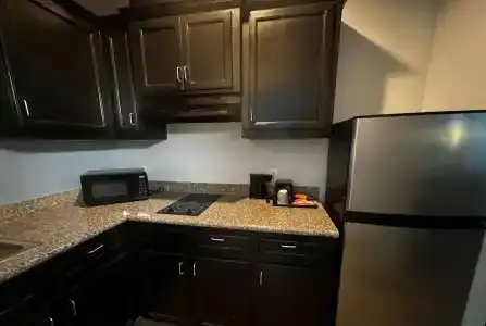 Super 8 by Wyndham Houston North I-45 - 32