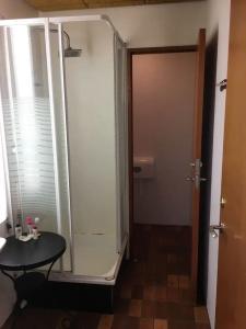 Godaland and Glamping - 10