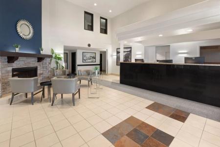 Super 8 by Wyndham - 18