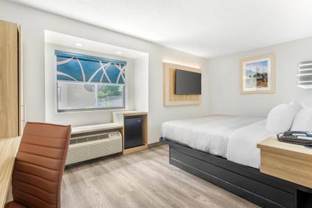 Microtel Inn by Wyndham - 20