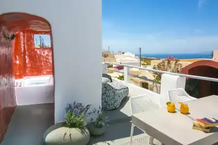 Elysian Santorini - 23