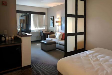 Hyatt Place West - 2