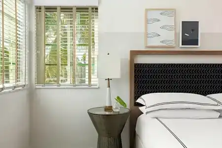 Kimpton Surfcomber, An Ihg - 75