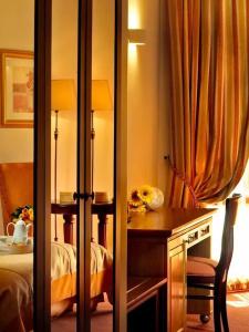 Xenia Palace Portaria - 46