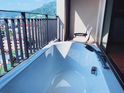 Sky Wave Patong - 96