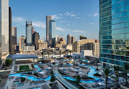 Marriott Marquis Houston - 27