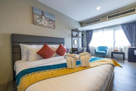 Triple L Patong Beach Phuket - 7