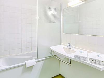 Ibis Budget Fréjus St Raphaël Centre et Plage - 6