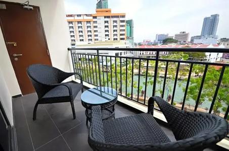 906 Riverside - 30