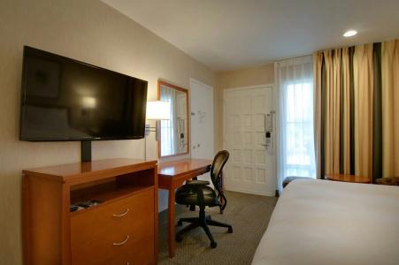 Vagabond Inn - 48