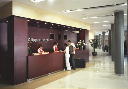 Clipper - 16