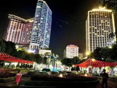 Halong Central - 80
