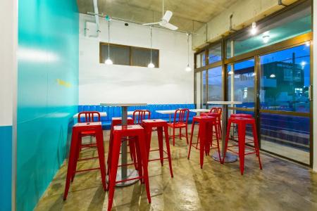 Seawall Hostel - 19