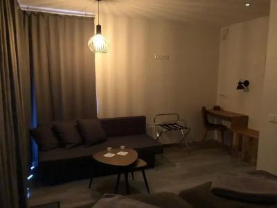 Hrafnavellir Guest House - 11