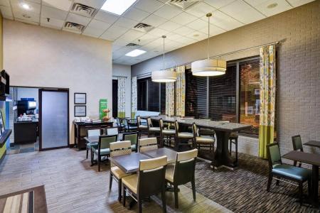 Hampton Inn-Naval Base - 29