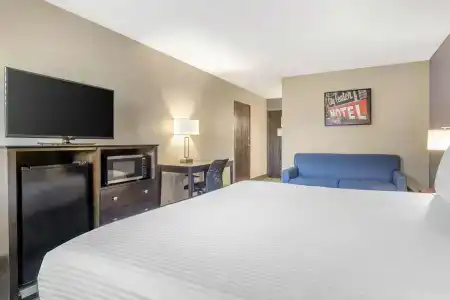 Best Western Mccarran Inn - 48