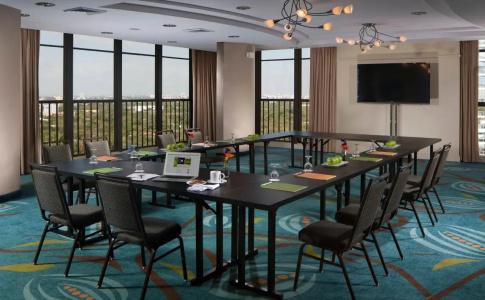Courtyard Miami Coconut Grove - 28