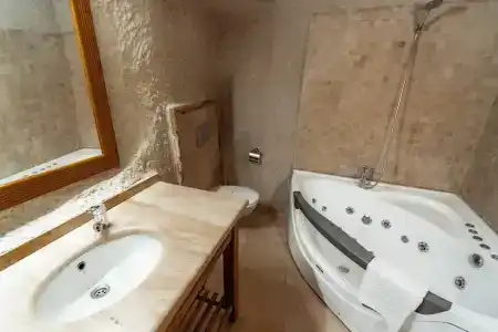 Amber Cave Suites - 56