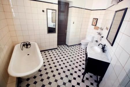 Boutique Castillo Rojo - 180