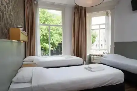 Amsterdam Inn - 44