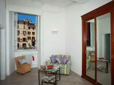 Coronari Courtyard - 3