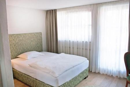 Bayerischer Hof - 46