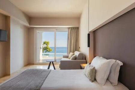 Alexandra Beach Resort & Spa - 58