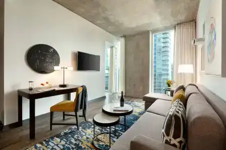 Twelve Downtown, Autograph Collection - 52